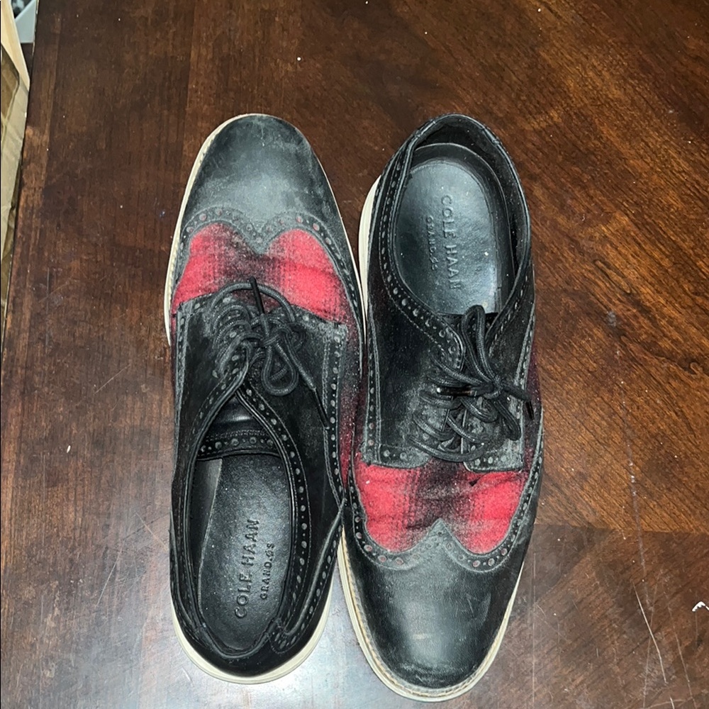 Cole Haan Men's Black and Red Oxfords